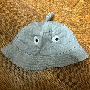 Baby Gap Shark Bucket Hat, XS/S, 12-24 months, Like New!